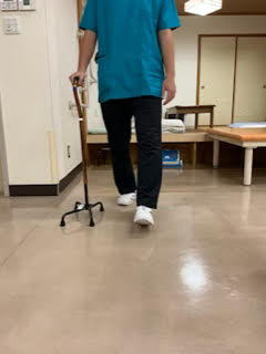 4点杖 前